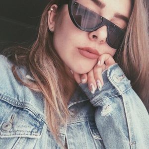 Woman Vintage Sunglasses